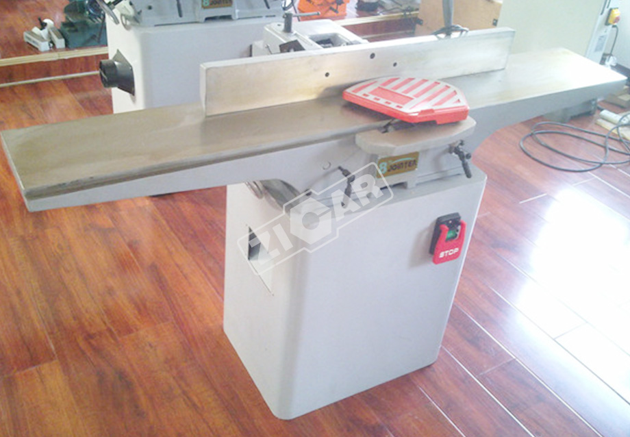 Surface planer/Jointer SP200C